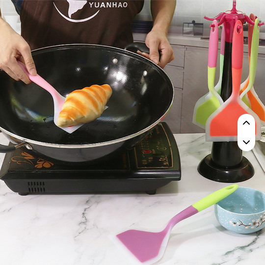 Non-Slip Heat Resistant Silicone Spatula Set (3-Piece) - Image 5